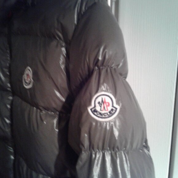 Moncler jacket new size small dark green beautiful color - Picture 2 of 7